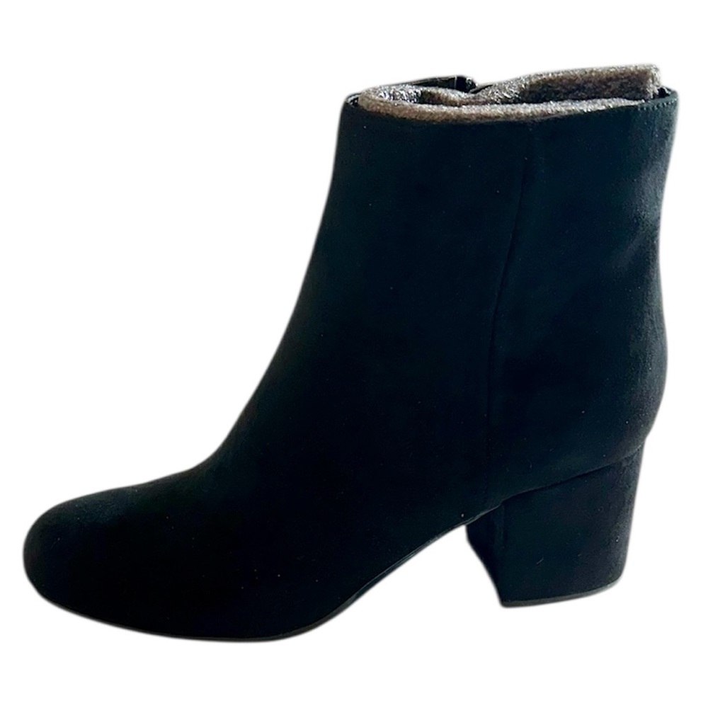 NIB Marc Fisher Black Ankle Booties - Size: 8.5